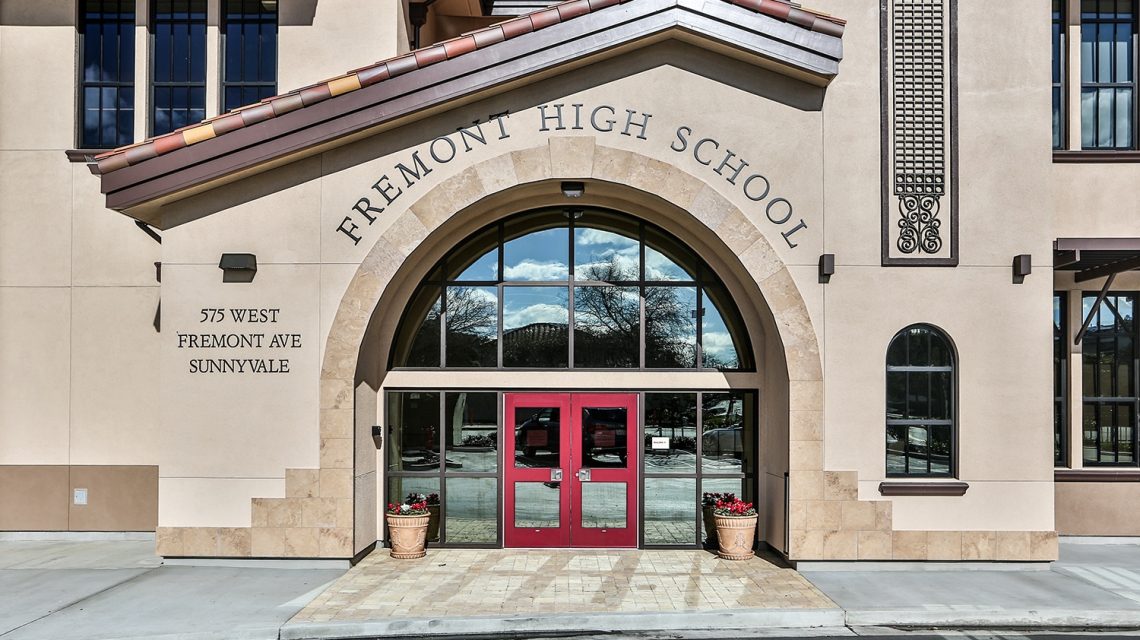 1_Fremont-High-School-A0006¬