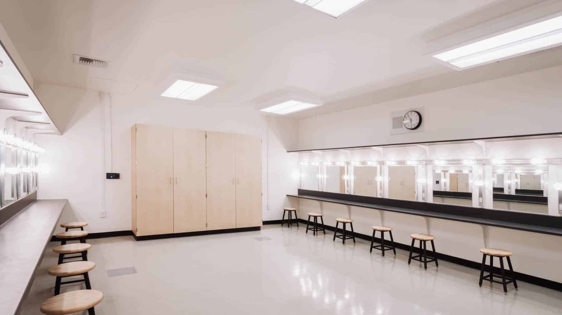 AEDIS_DHS_PAC_MAKEUP-sm